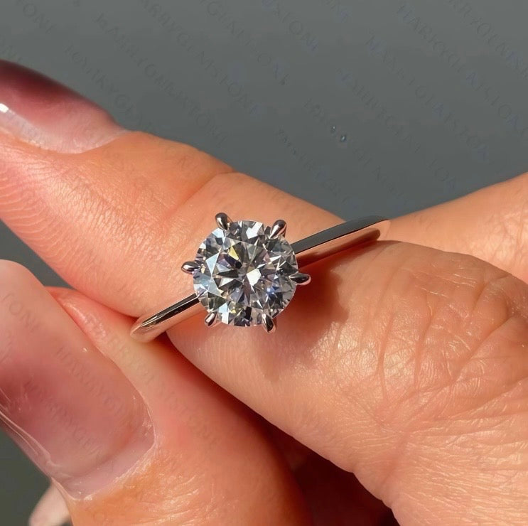 Moissanite Stud Rings